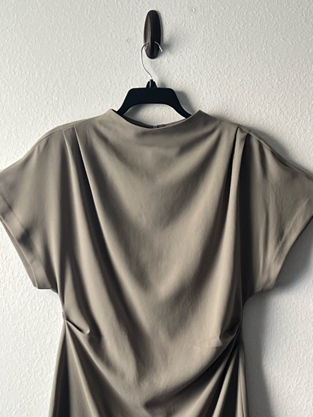 H&M Cute Taupe Draped Short-Sleeve Mini Dress, Size M - Picture 2 of 13